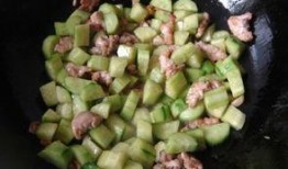 梦见吃烧瓜,揭秘烧瓜之梦的神秘寓意