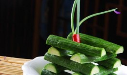 乳瓜蘸酱吃,夏日清新美食新体验