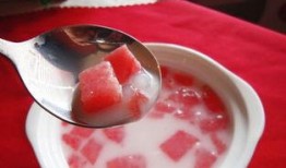 深夜来月经吃瓜