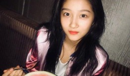 吃瓜人物照片怎么拍,揭秘人物照片中的趣味瞬间