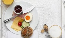 早餐单吃贝贝瓜,清新口感，开启美好一天