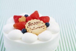 跑腿送蛋糕吃瓜,蛋糕与瓜果共享的幸福时光