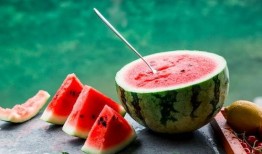 夏季吃瓜诗词,夏日瓜香诗意浓