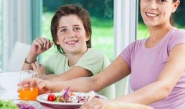 幸福的吃瓜少年,吃瓜少年幸福生活记