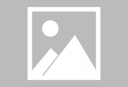 阆中古城贡院吃瓜,古韵盎然中的夏日吃瓜时光