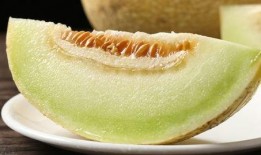 月子蜜瓜怎么吃,营养美味，轻松享用的月子期佳品