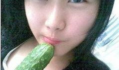 美女吃瓜丑闻
