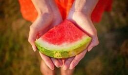 地球吃瓜君,揭秘地球上的奇闻异事