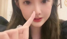 美女吃瓜丑闻
